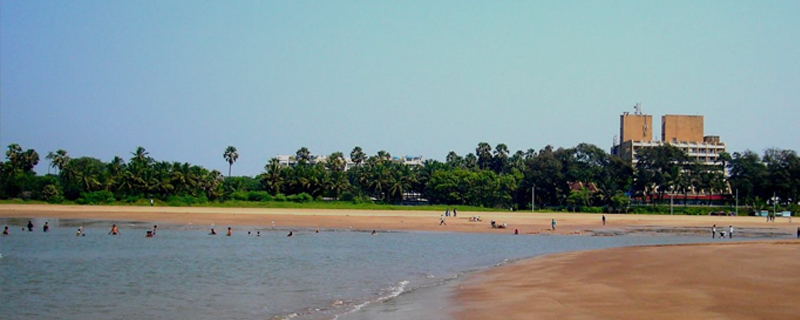 Aksa Beach 